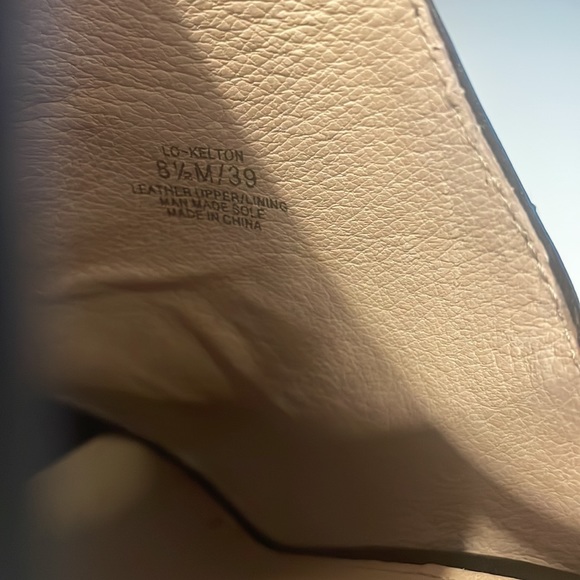 Louise et Cie Cut Out Black Leather Booties in Size 8.5. - Picture 6 of 7